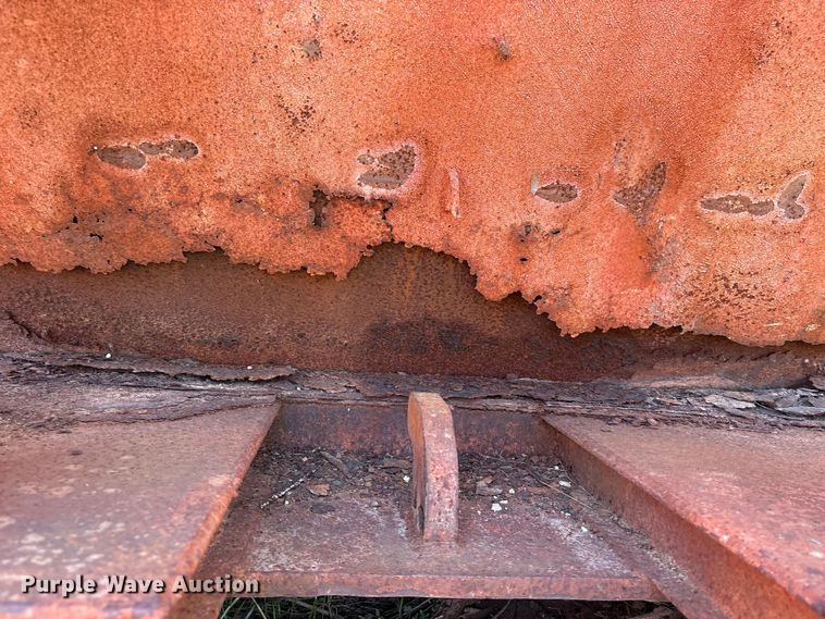 image for item EU7396 Roll-off dumpster