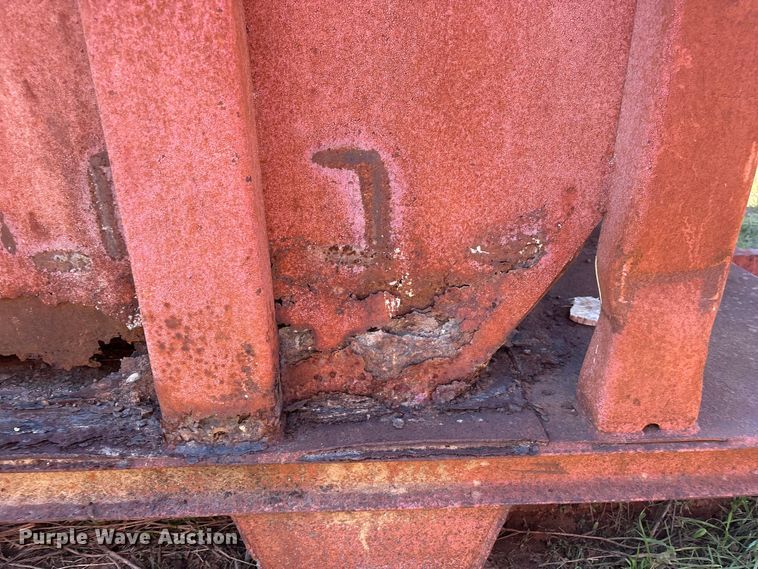 image for item EU7396 Roll-off dumpster