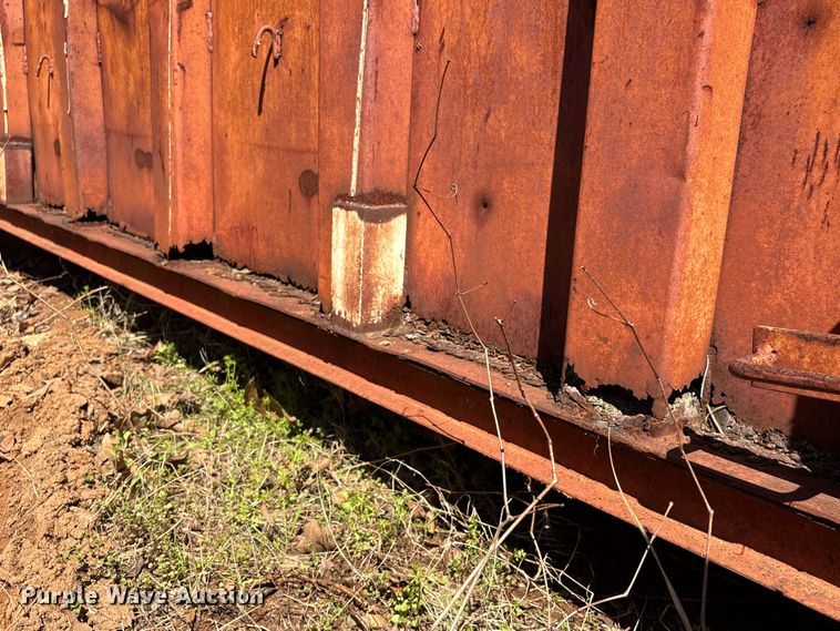 image for item EU7398 Roll-off dumpster