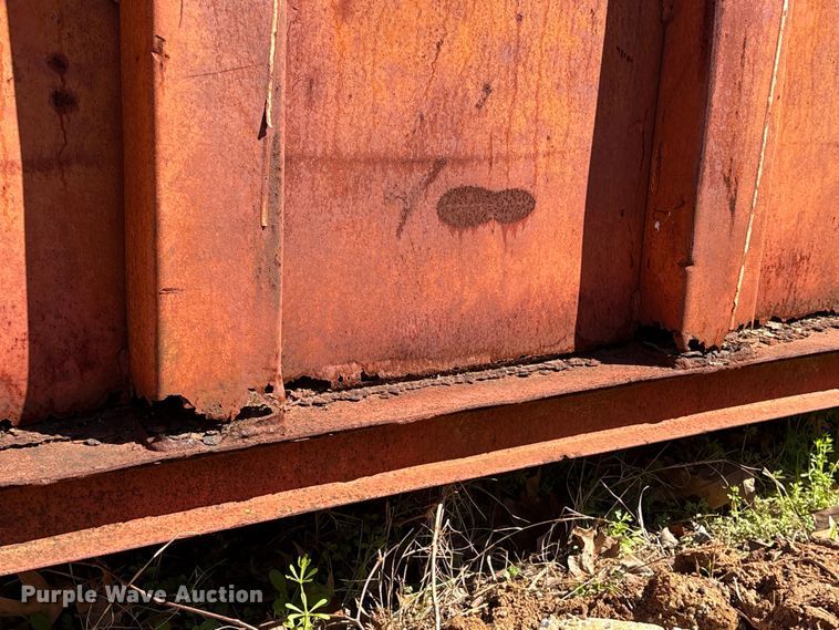 image for item EU7398 Roll-off dumpster