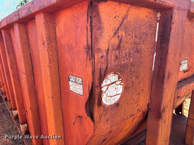 image for item EU7398 Roll-off dumpster
