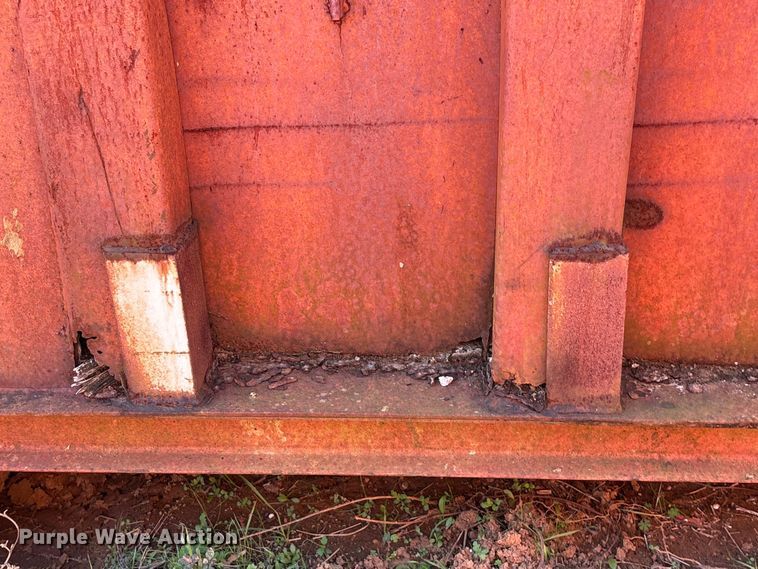 image for item EU7398 Roll-off dumpster