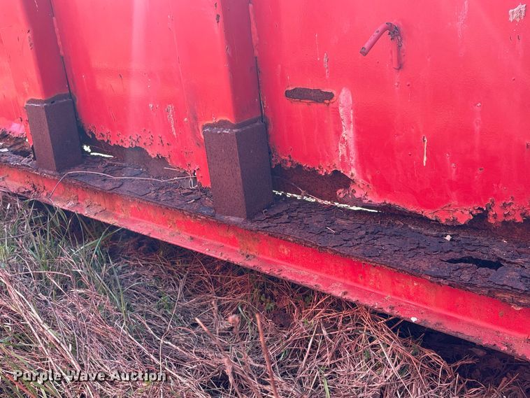 image for item EU7399 Roll-off dumpster