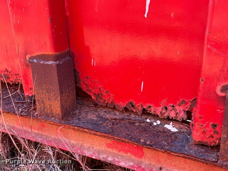 image for item EU7399 Roll-off dumpster