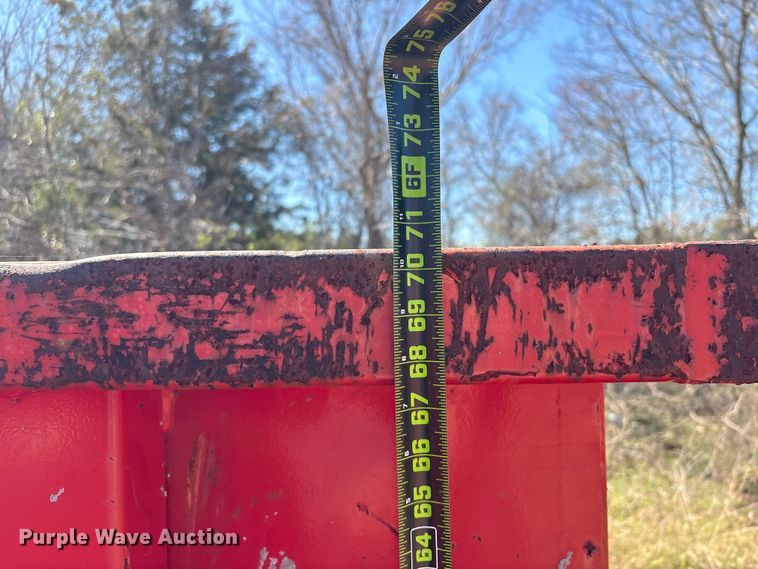 image for item EU7399 Roll-off dumpster