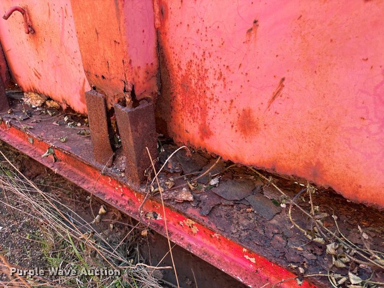 image for item EU7400 Roll-off dumpster