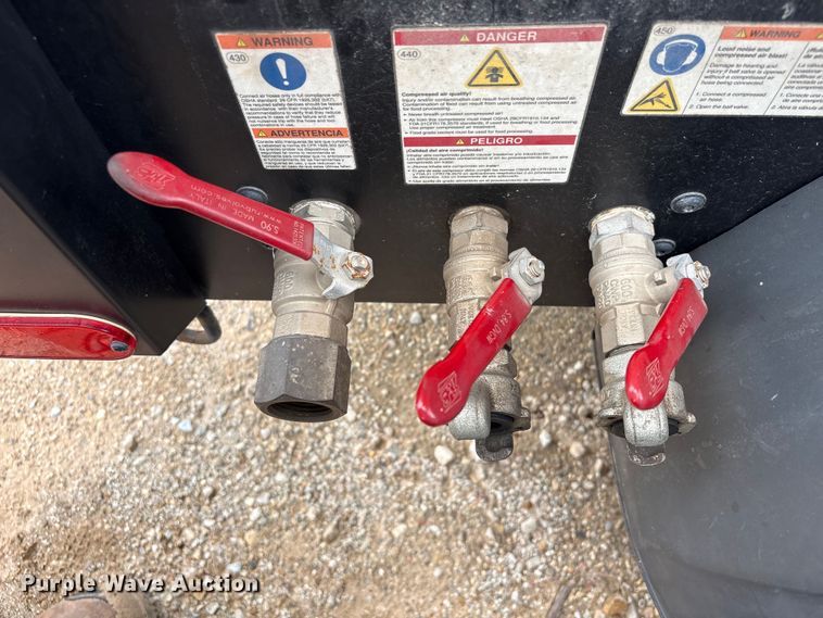 image for item EU7417 2021 Kaeser M55 air compressor