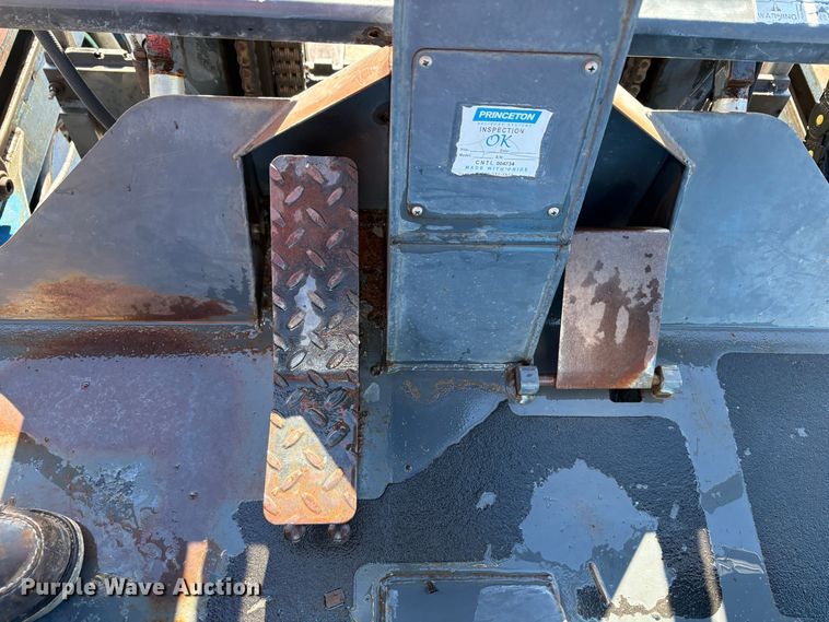 image for item EU8590 2005 Princeton PB70 forklift