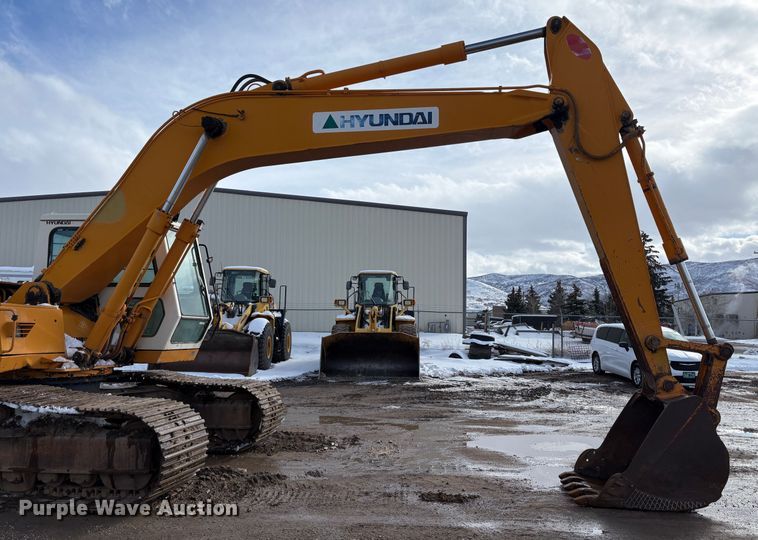 image for item EU8592 1991 Hyundai R200LC excavator