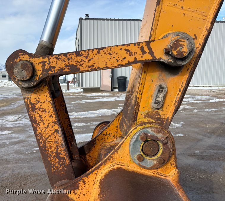 image for item EU8592 1991 Hyundai R200LC excavator