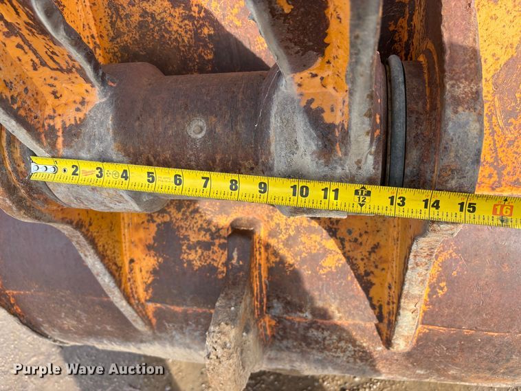 image for item EU8592 1991 Hyundai R200LC excavator