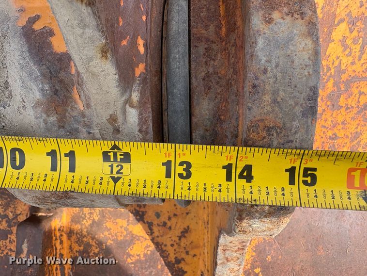 image for item EU8592 1991 Hyundai R200LC excavator