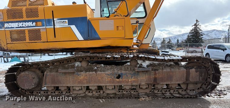 image for item EU8592 1991 Hyundai R200LC excavator