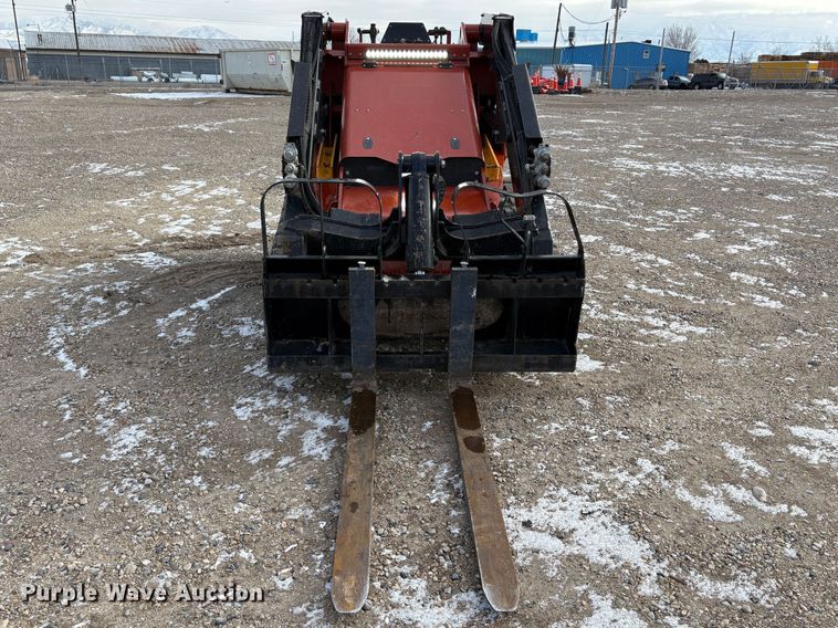 image for item EU8594 2021 Ditch Witch SK3000 compact utility loader