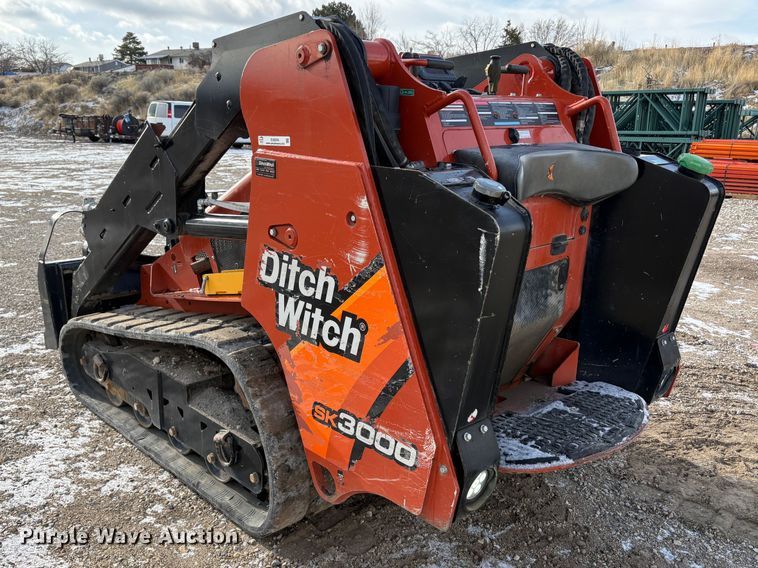 image for item EU8594 2021 Ditch Witch SK3000 compact utility loader