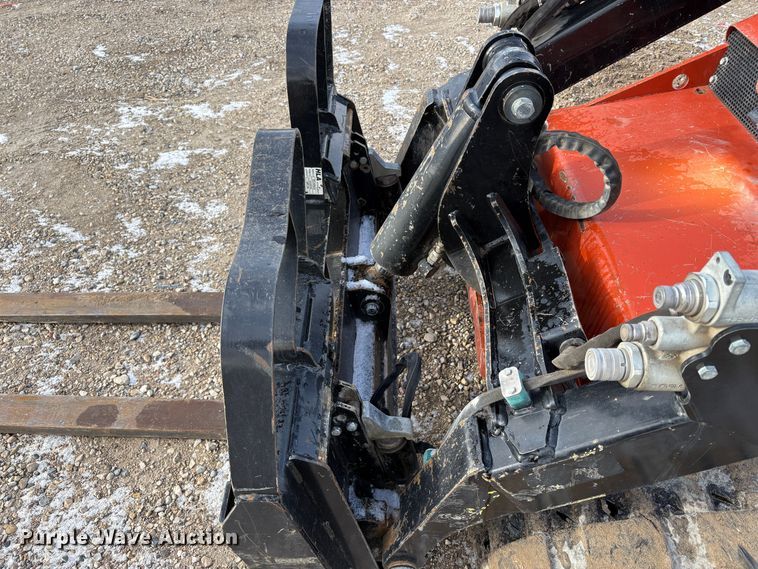 image for item EU8594 2021 Ditch Witch SK3000 compact utility loader
