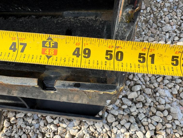 image for item EU8594 2021 Ditch Witch SK3000 compact utility loader