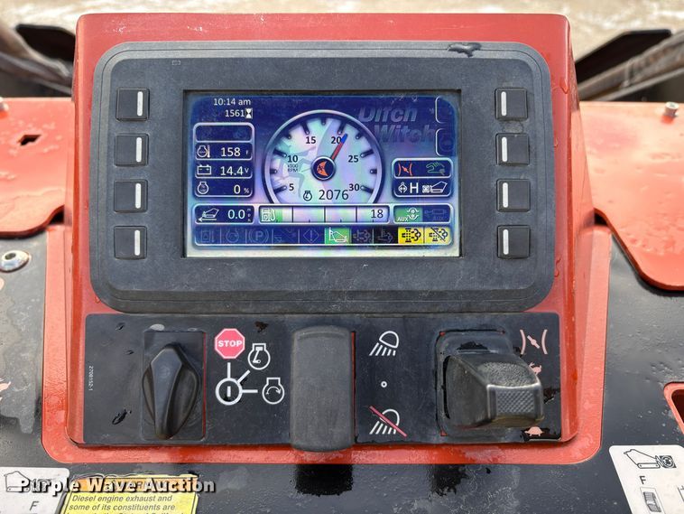 image for item EU8594 2021 Ditch Witch SK3000 compact utility loader