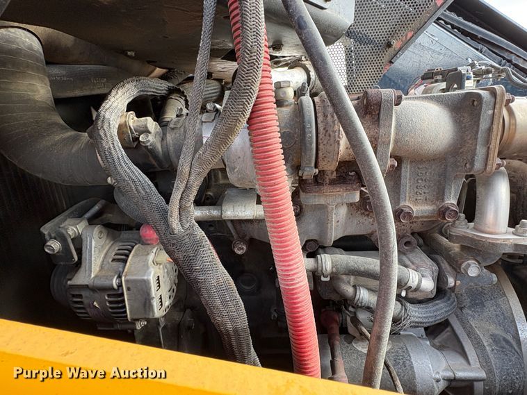 image for item EU8594 2021 Ditch Witch SK3000 compact utility loader