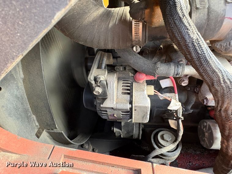 image for item EU8594 2021 Ditch Witch SK3000 compact utility loader