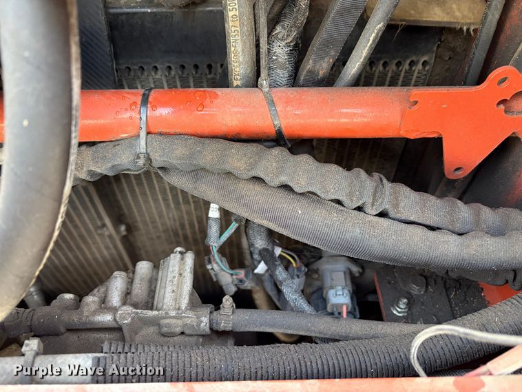 image for item EU8594 2021 Ditch Witch SK3000 compact utility loader