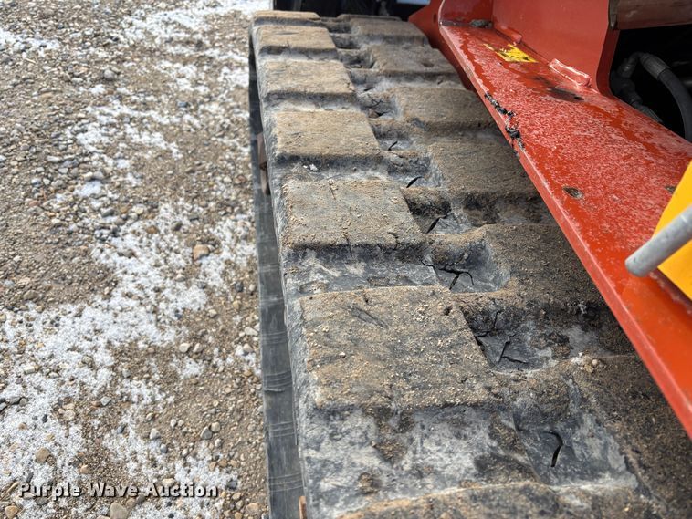 image for item EU8594 2021 Ditch Witch SK3000 compact utility loader