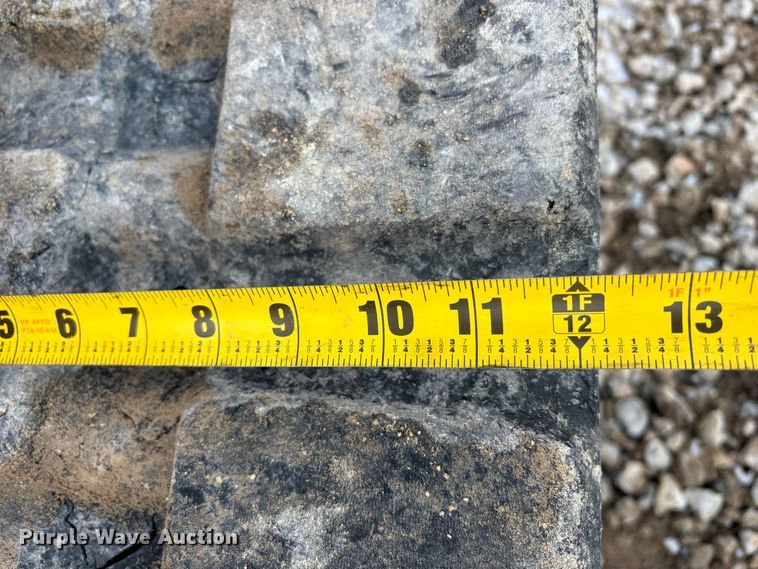 image for item EU8594 2021 Ditch Witch SK3000 compact utility loader