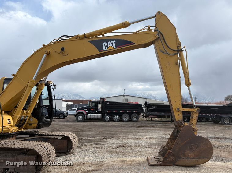 image for item EU8595 2006 Caterpillar 320C L excavator