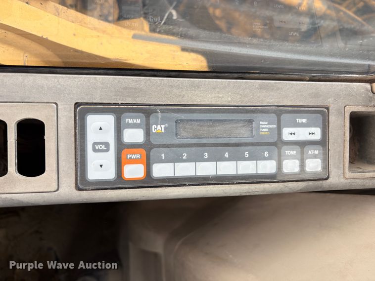 image for item EU8595 2006 Caterpillar 320C L excavator