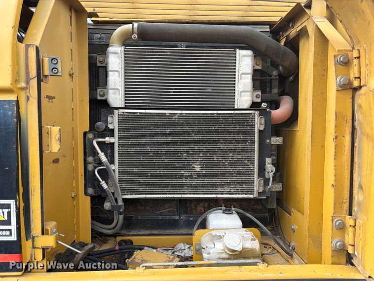 image for item EU8595 2006 Caterpillar 320C L excavator