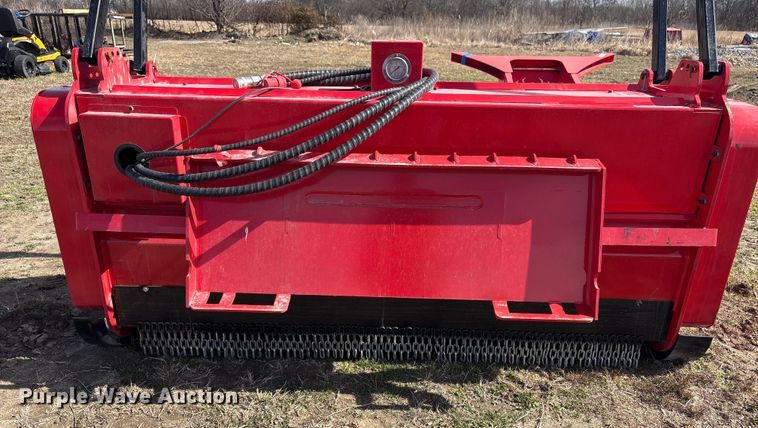 image for item EV2687 2025 GIYI GY-72pro skid steer mulcher