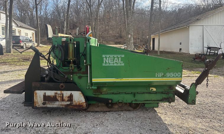 image for item EV2742 1998 Neal HP-9500 paver