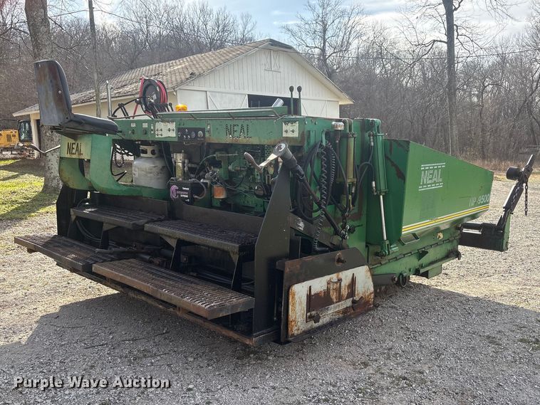 image for item EV2742 1998 Neal HP-9500 paver