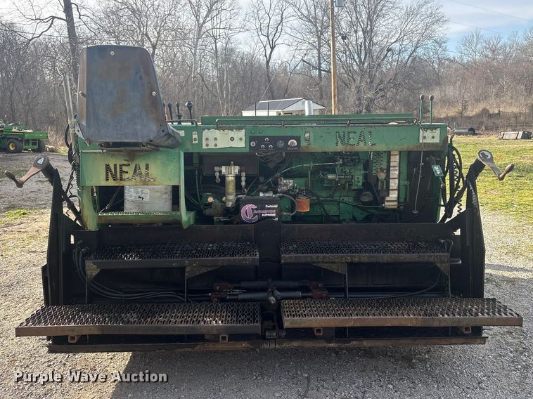 image for item EV2742 1998 Neal HP-9500 paver