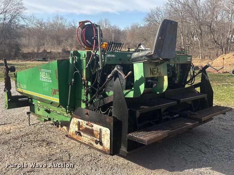 image for item EV2742 1998 Neal HP-9500 paver