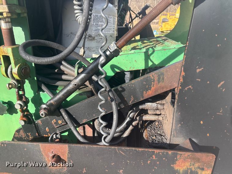 image for item EV2742 1998 Neal HP-9500 paver