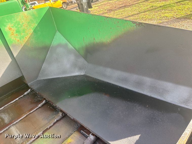 image for item EV2742 1998 Neal HP-9500 paver