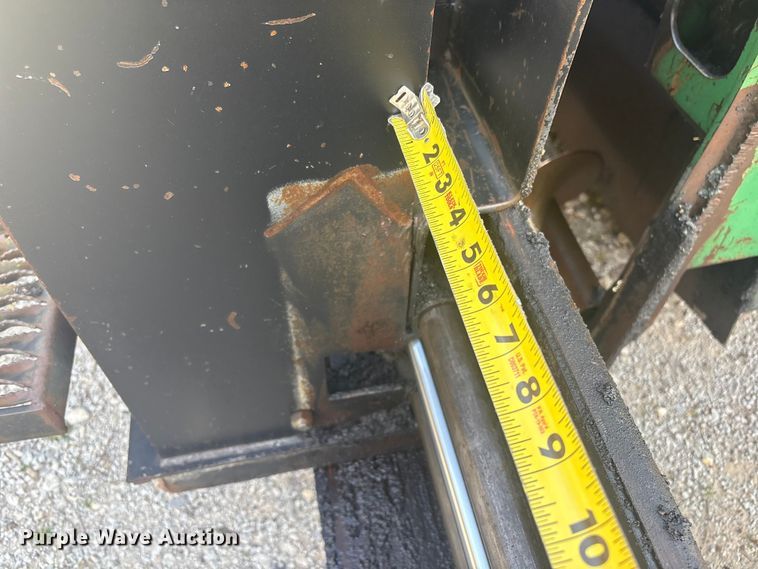 image for item EV2742 1998 Neal HP-9500 paver