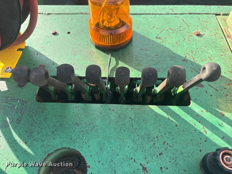 image for item EV2742 1998 Neal HP-9500 paver