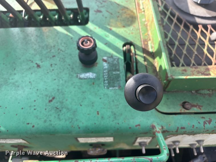 image for item EV2742 1998 Neal HP-9500 paver