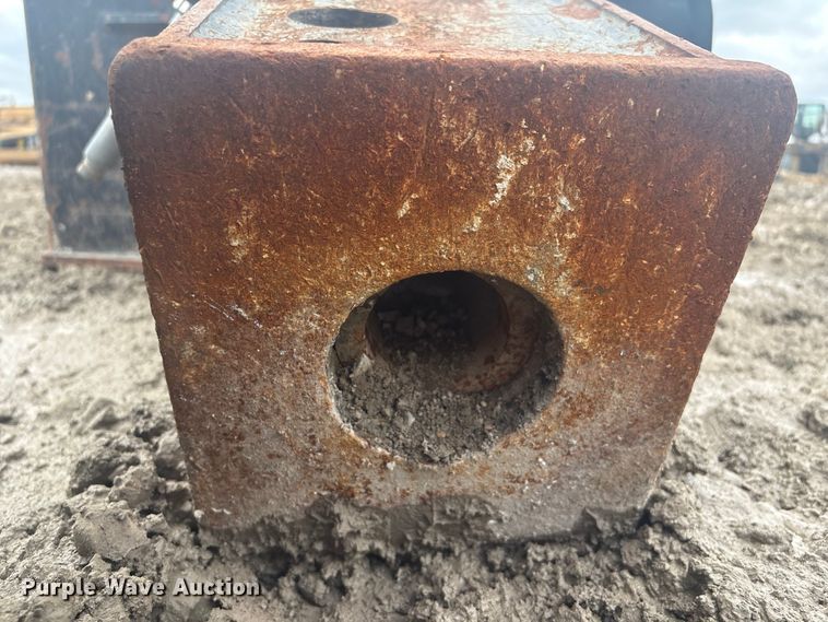 image for item EV2797 Stanley MB5570 skid steer breaker