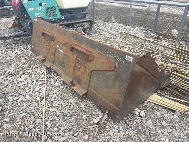 image for item EV2800 Skid steer bucket