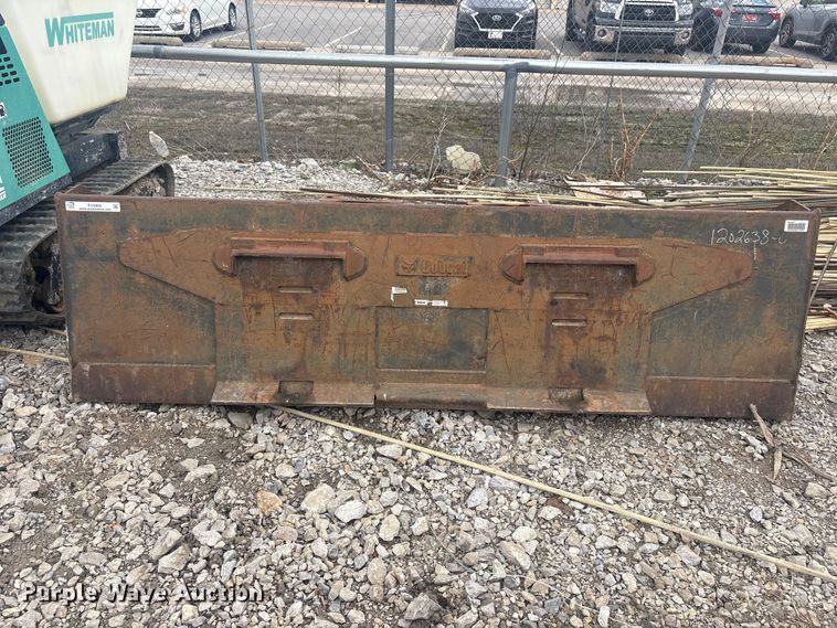 image for item EV2800 Skid steer bucket