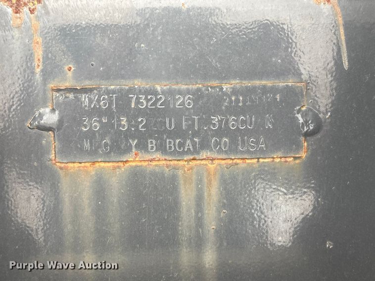 image for item EV2803 Bobcat MX4T bucket