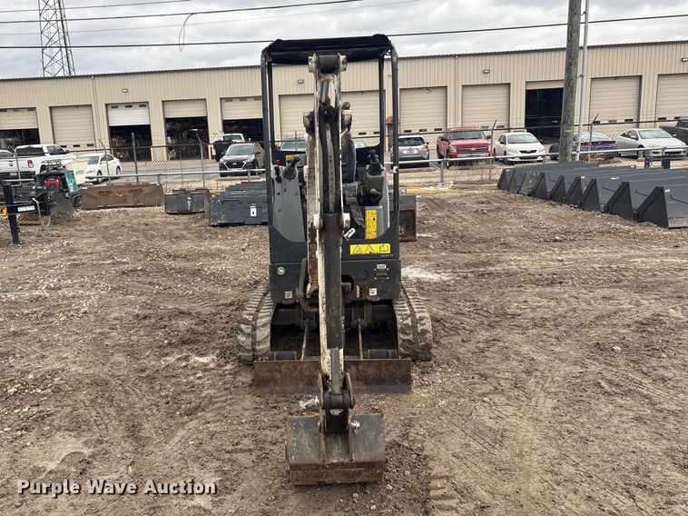 image for item EV2804 2015 Bobcat E20 mini excavator