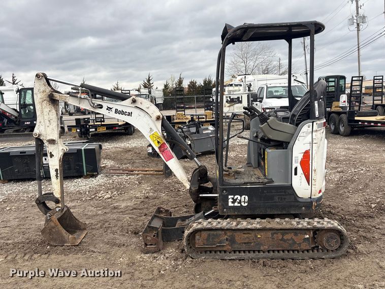 image for item EV2804 2015 Bobcat E20 mini excavator