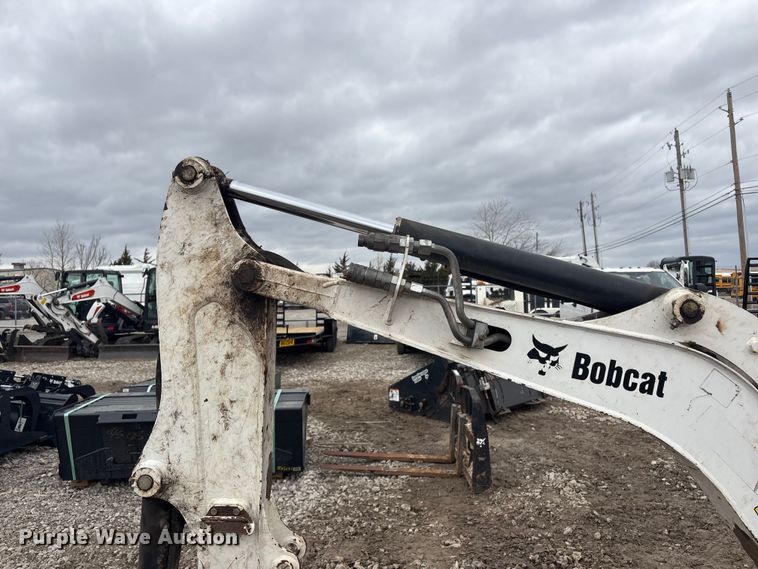 image for item EV2804 2015 Bobcat E20 mini excavator