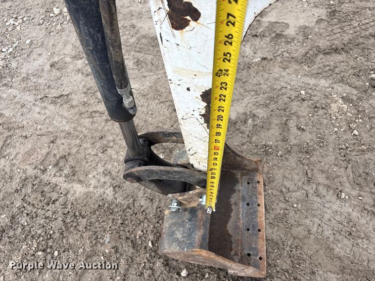 image for item EV2804 2015 Bobcat E20 mini excavator