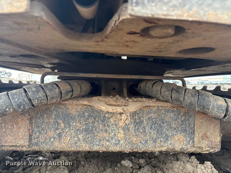 image for item EV2804 2015 Bobcat E20 mini excavator