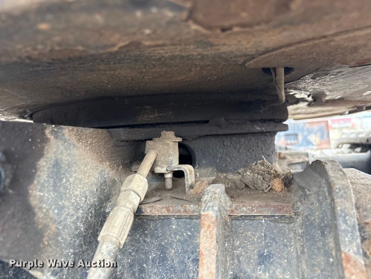 image for item EV2804 2015 Bobcat E20 mini excavator